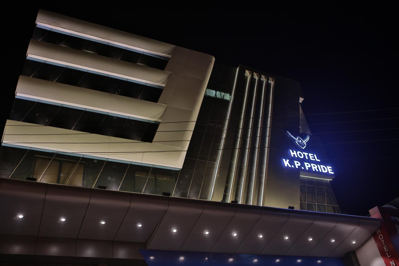 Hotel K P Pride Jalgaon Exterior photo